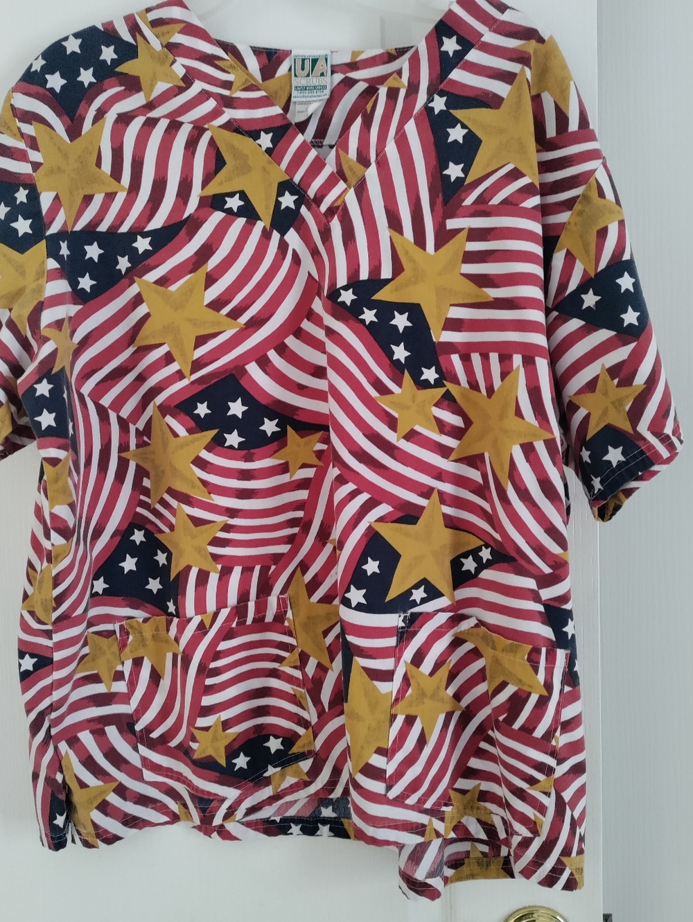Uniform Advantage-UA- Red, White, Navy & Gold Patriotic Print Scrub Top XL
